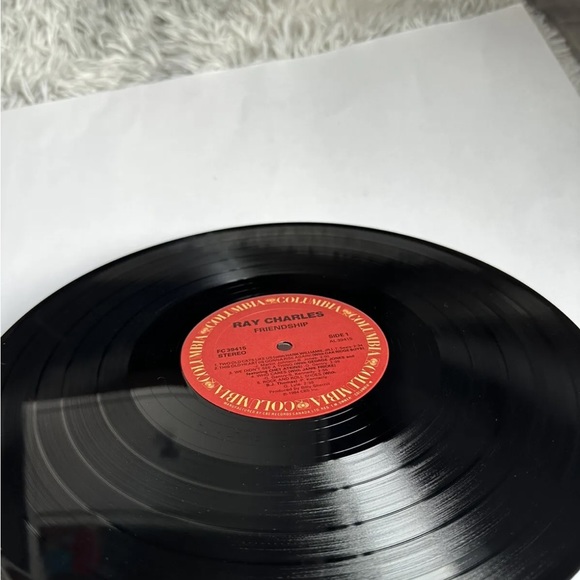 Ray Charles FRIENDSHIP LP
Vinyl Record 1984 [Willie Nelson Johnny Cash] - Picture 8 of 12